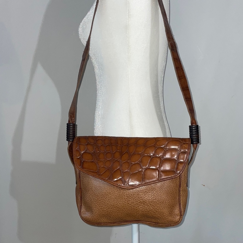 Vintage Unisa Made in Brazil Leather Shoulder Bag